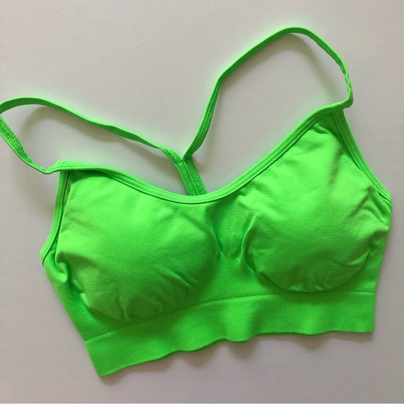 Gymshark Other - Gymshark M Sweat Seamless Sports Bra